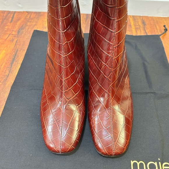Brand new MAJE crocodile-effect embossed leather ankle boots size 36 - Picture 2 of 8